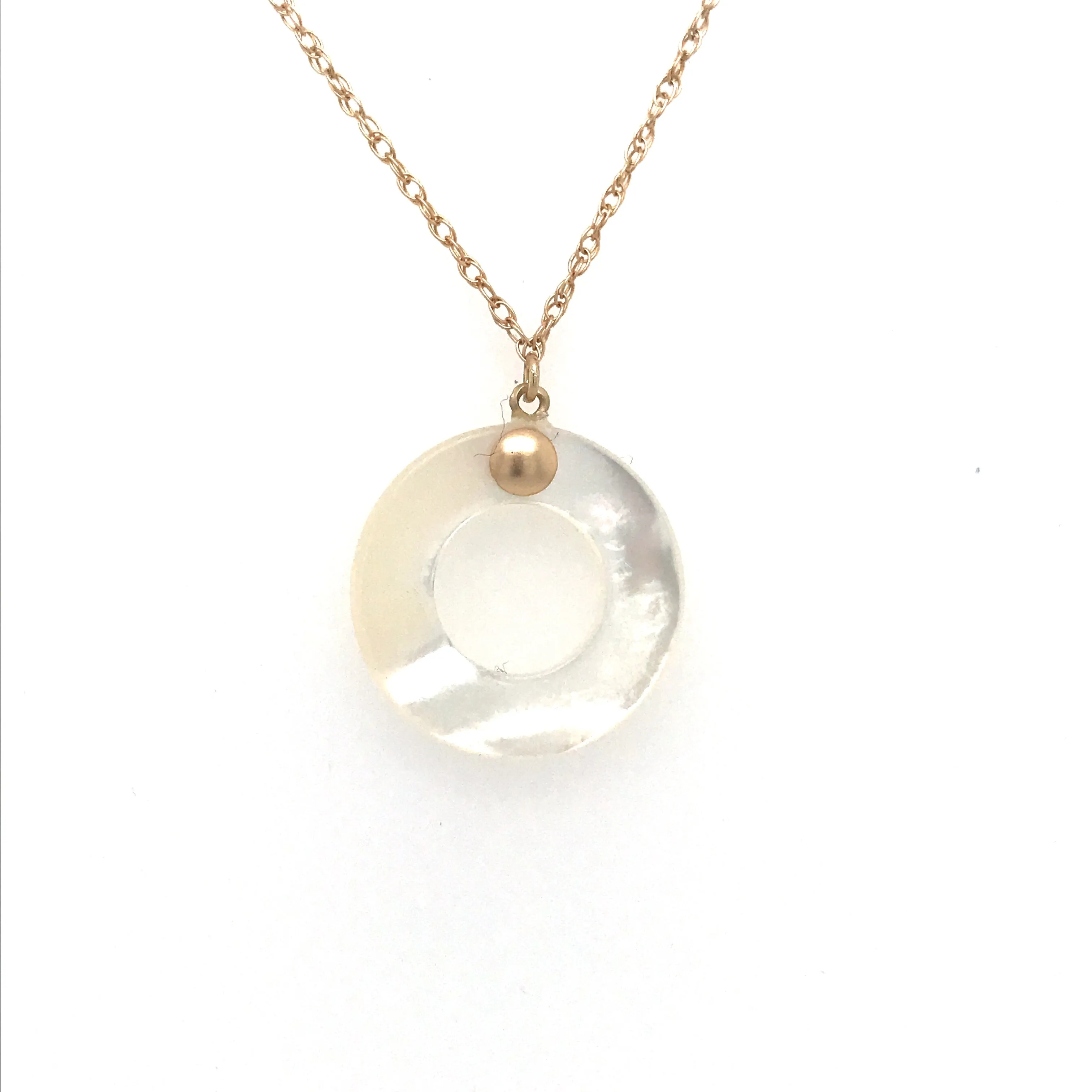 14k Mother Of Pearl Circle Necklace