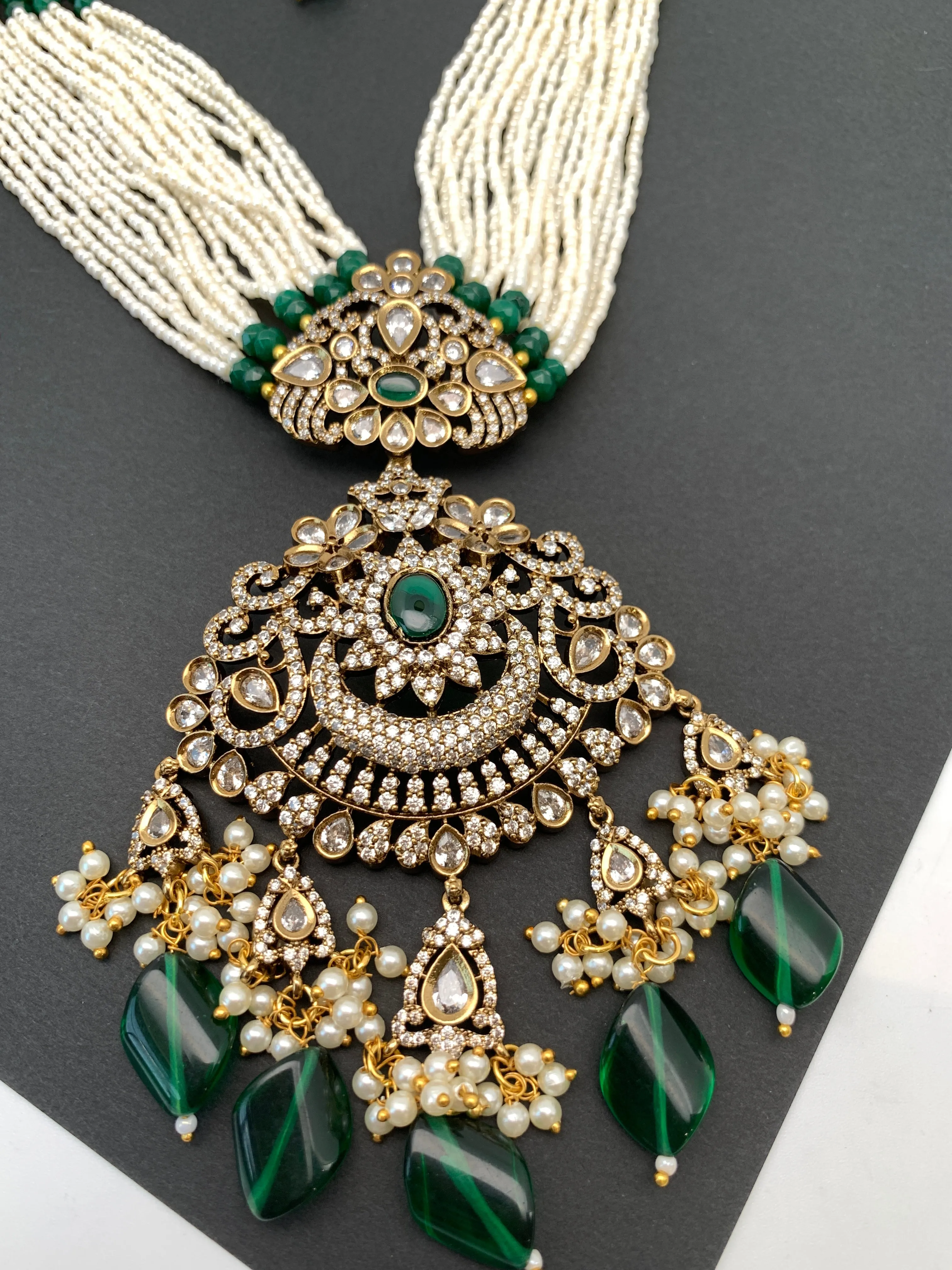 Kundan AD Mehndi Finish Pendent Green Beads Pearls Mala