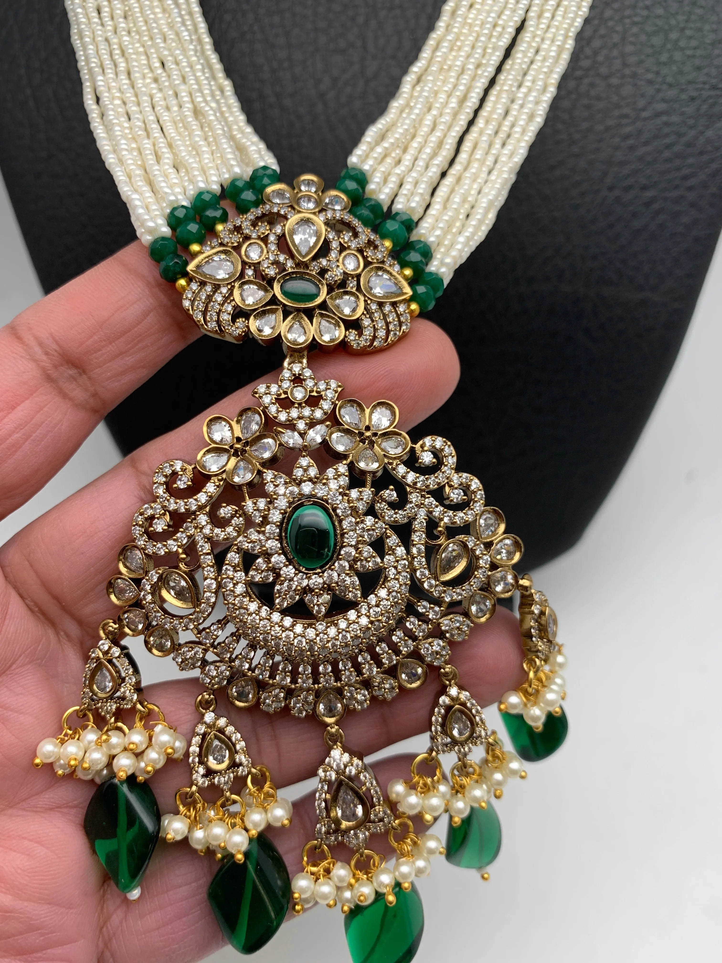 Kundan AD Mehndi Finish Pendent Green Beads Pearls Mala