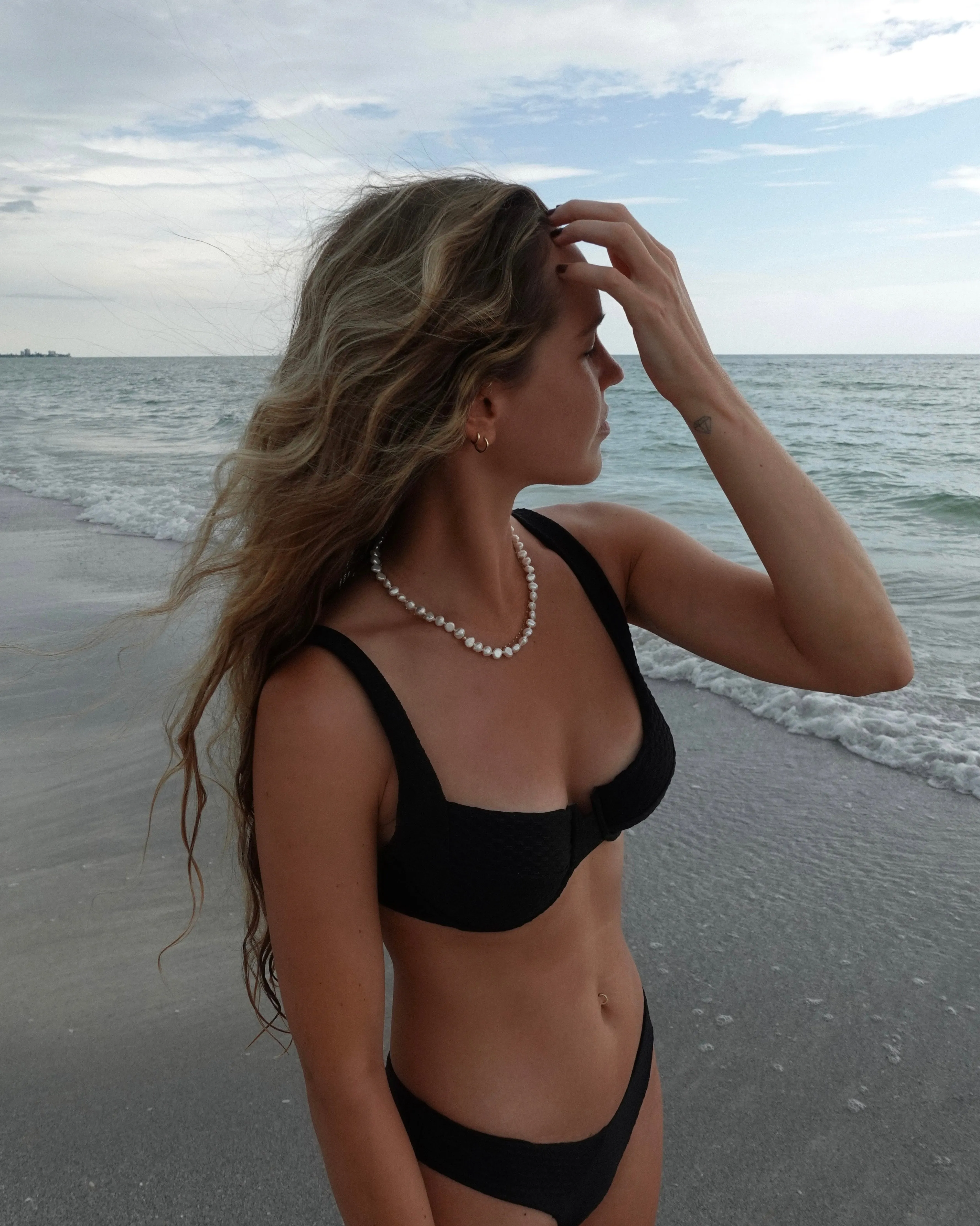 MELODY Irregular Pearl Necklace