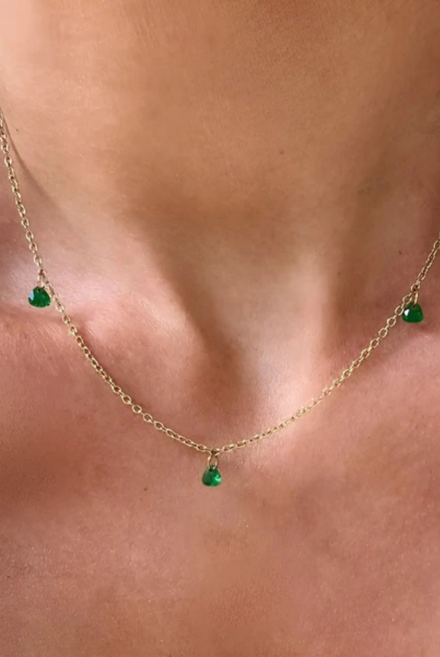 Off Duty Necklace Emerald