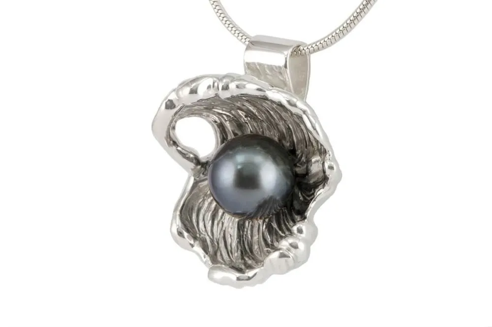 Single Pearl Necklace: Tahitian Pearl Sterling Silver Pendant