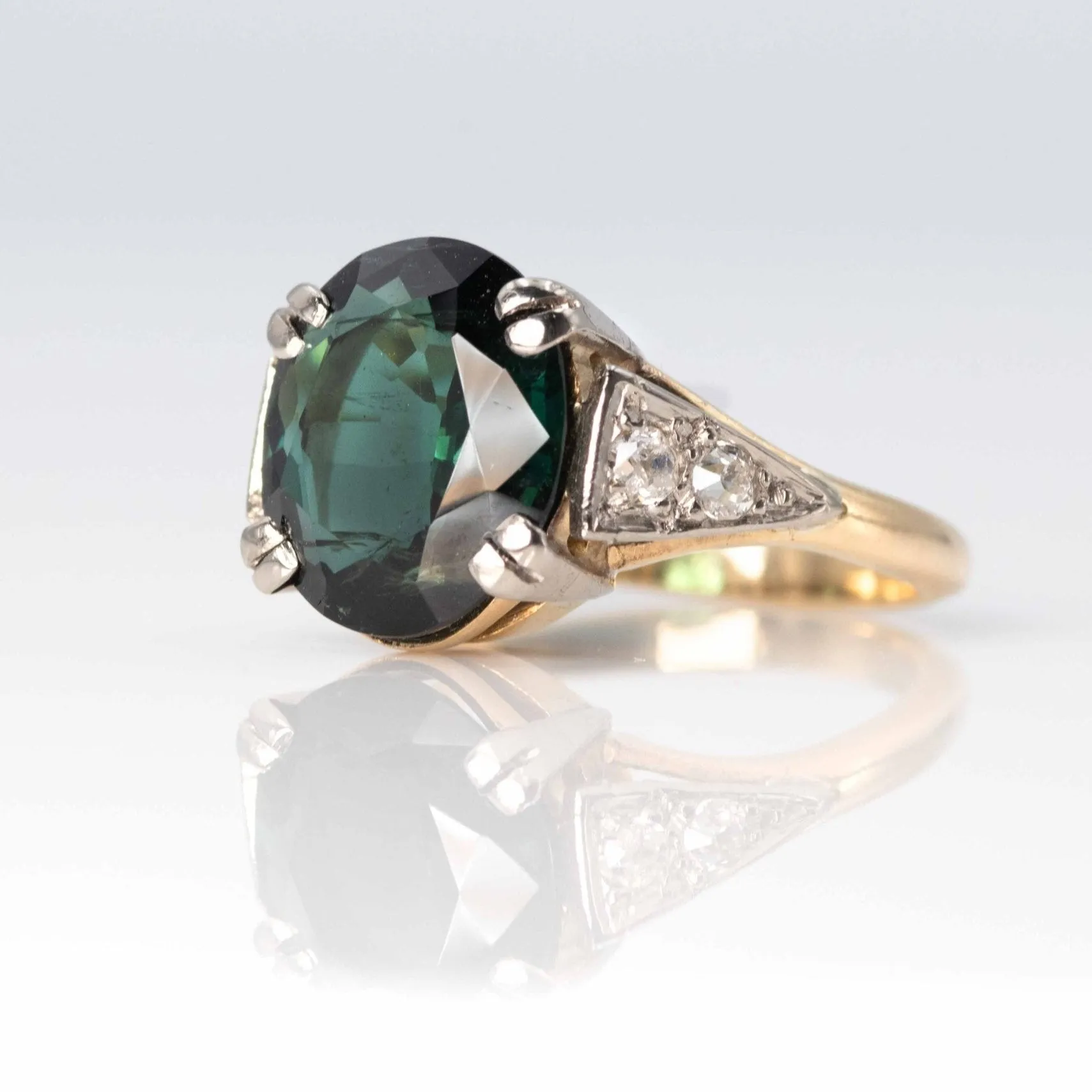 Vintage 18ct Yellow Gold 4.5 Carat Green Tourmaline and Diamond Ring